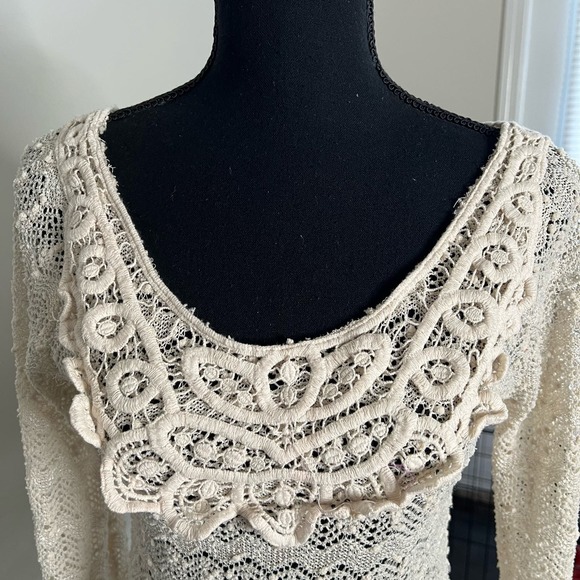A’reve Bohemian Crochet Long Flare Sleeve Cover-Up Medium Women’s Cream - Picture 3 of 5